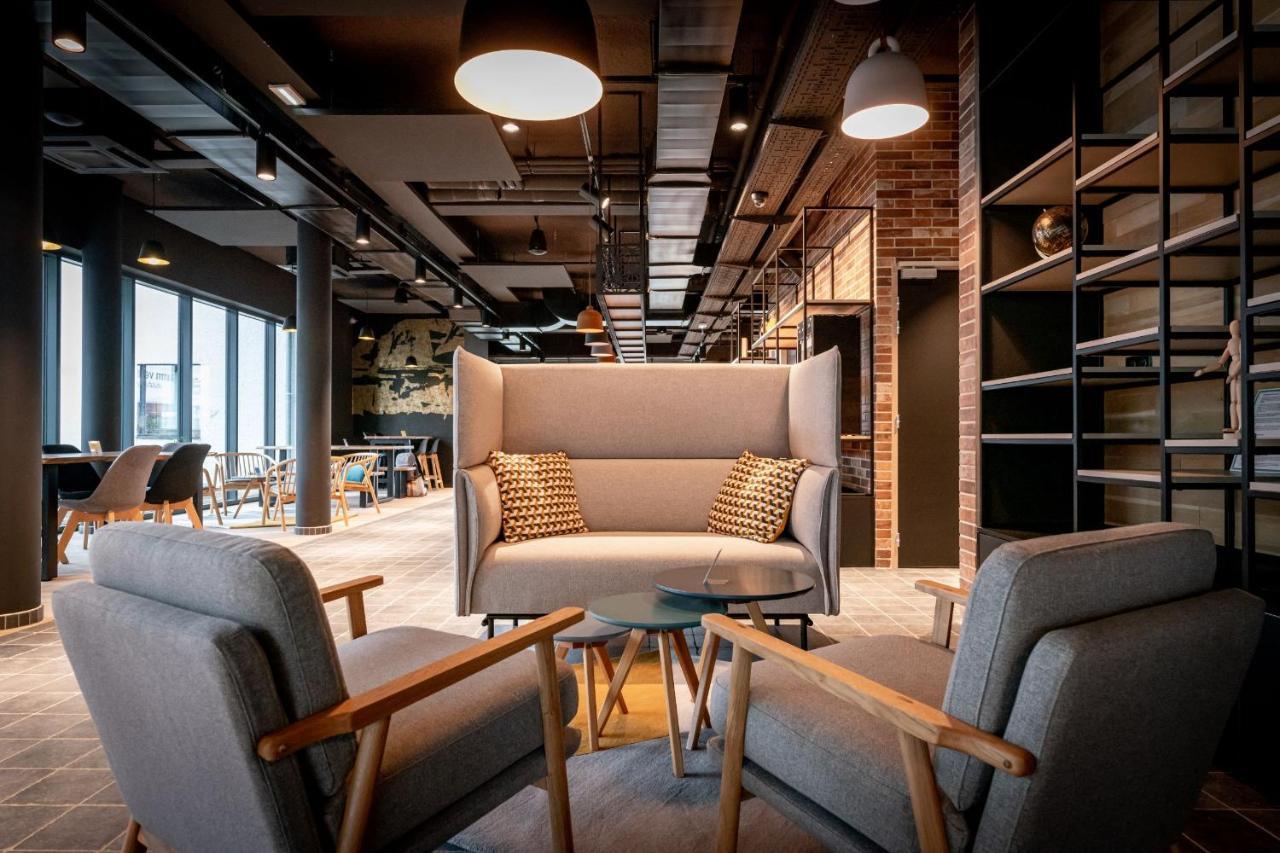 Ibis Styles Valenciennes Petite Foret Eksteriør billede
