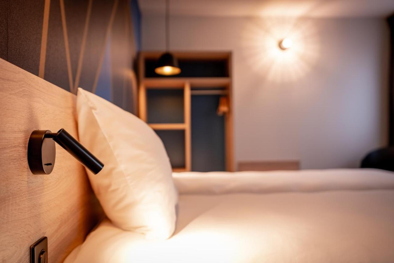 Ibis Styles Valenciennes Petite Foret Eksteriør billede