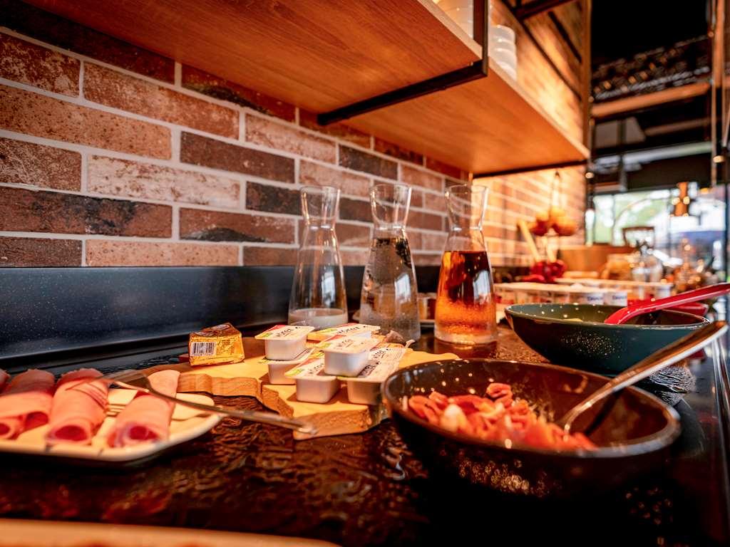 Ibis Styles Valenciennes Petite Foret Eksteriør billede